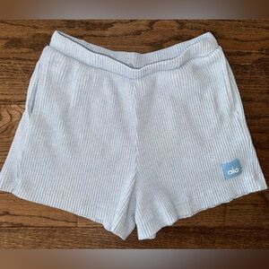 Alo Yoga Muse Ribbed Sweater Lounge Knit Shorts Baby Blue Small Athleisure